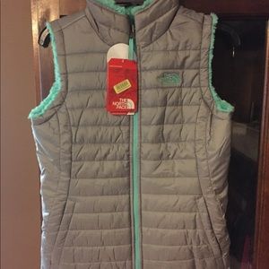 Youth North face vest
